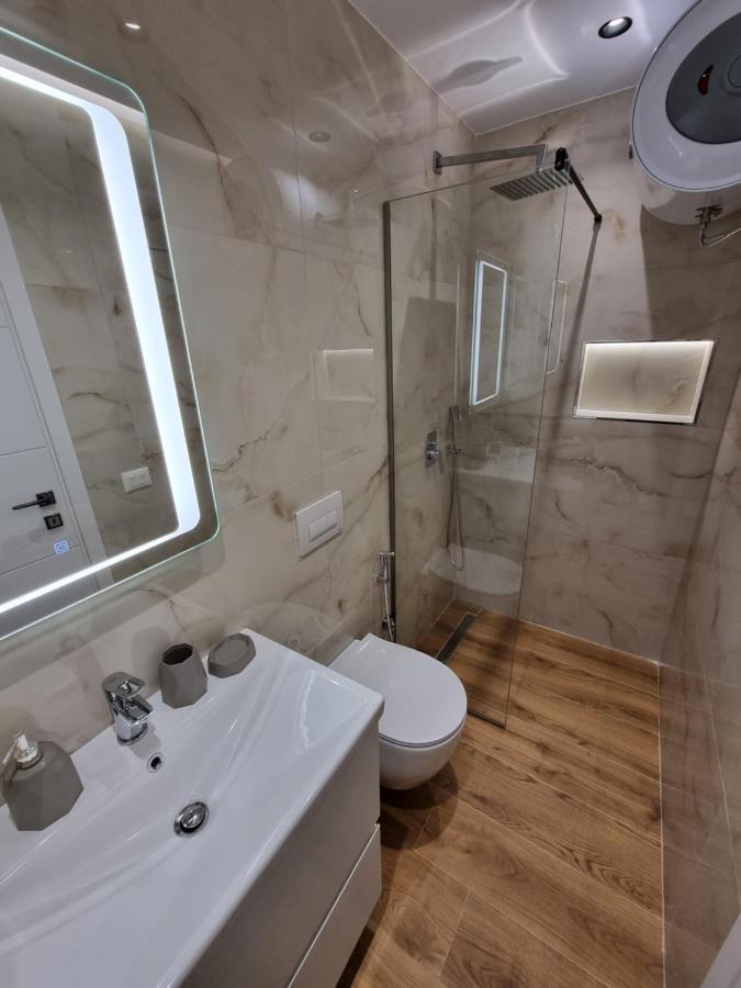 Remar Apartments Vlorë Eksteriør billede